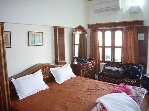 Kedareswar B&B Varanasi India