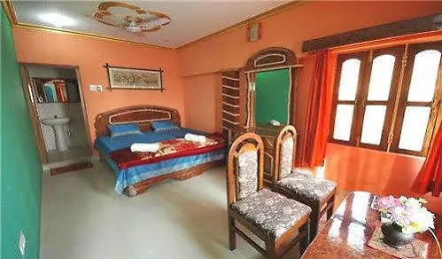 Bed & Breakfast Kedareswar B&B Varanasi
